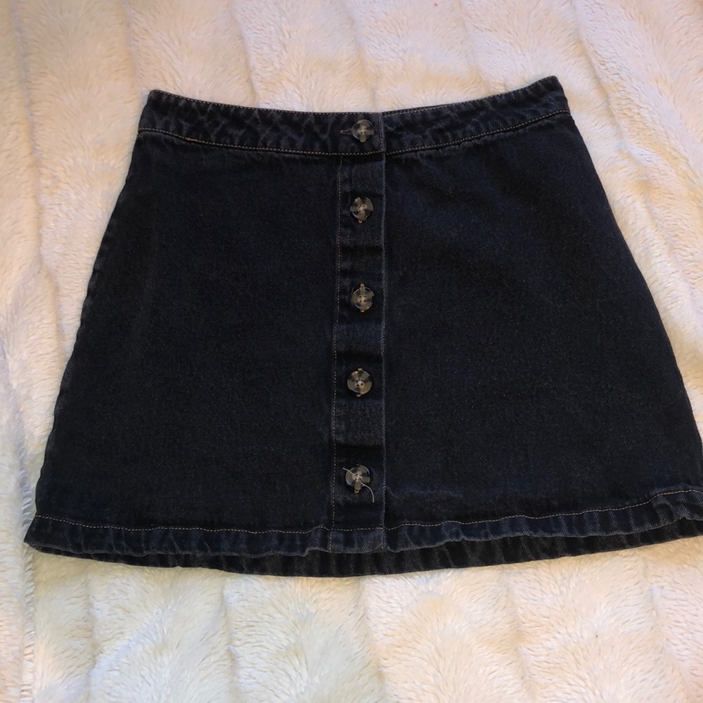 Forever 21 button skirt